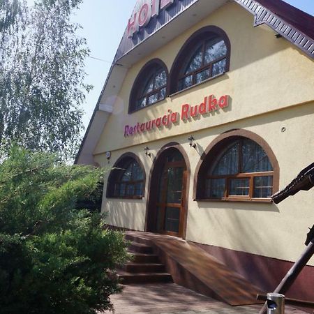 Hotel-Restauracja-Bar Rudka Ostrowiec Świętokrzyski Dış mekan fotoğraf
