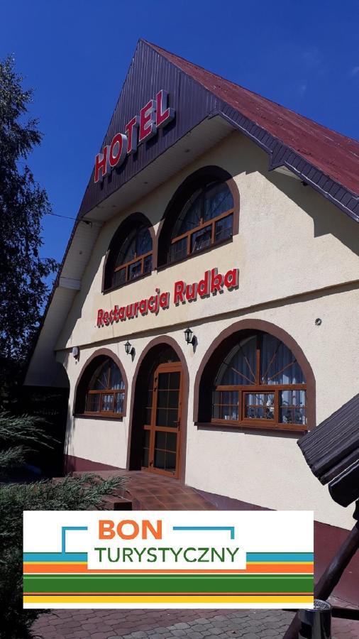 Hotel-Restauracja-Bar Rudka Ostrowiec Świętokrzyski Dış mekan fotoğraf