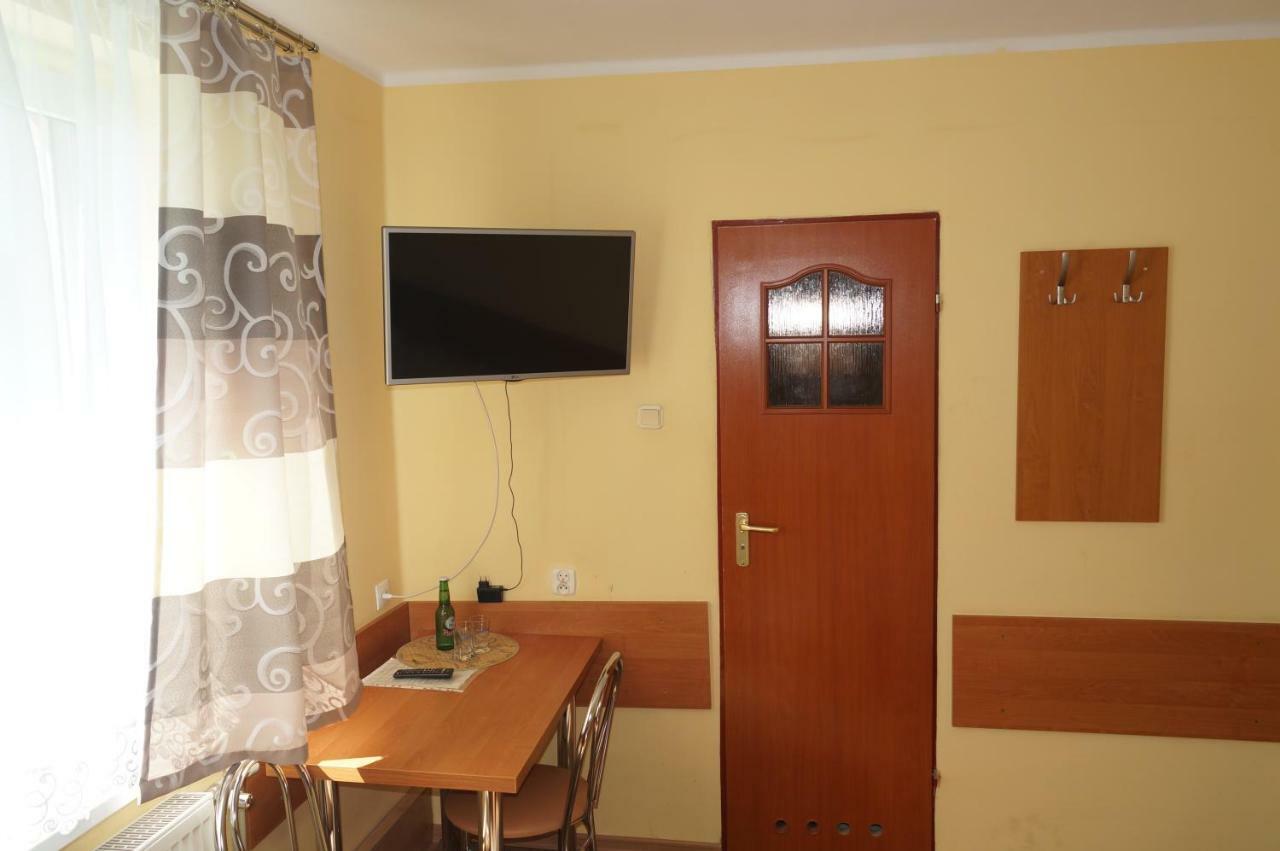 Hotel-Restauracja-Bar Rudka Ostrowiec Świętokrzyski Dış mekan fotoğraf