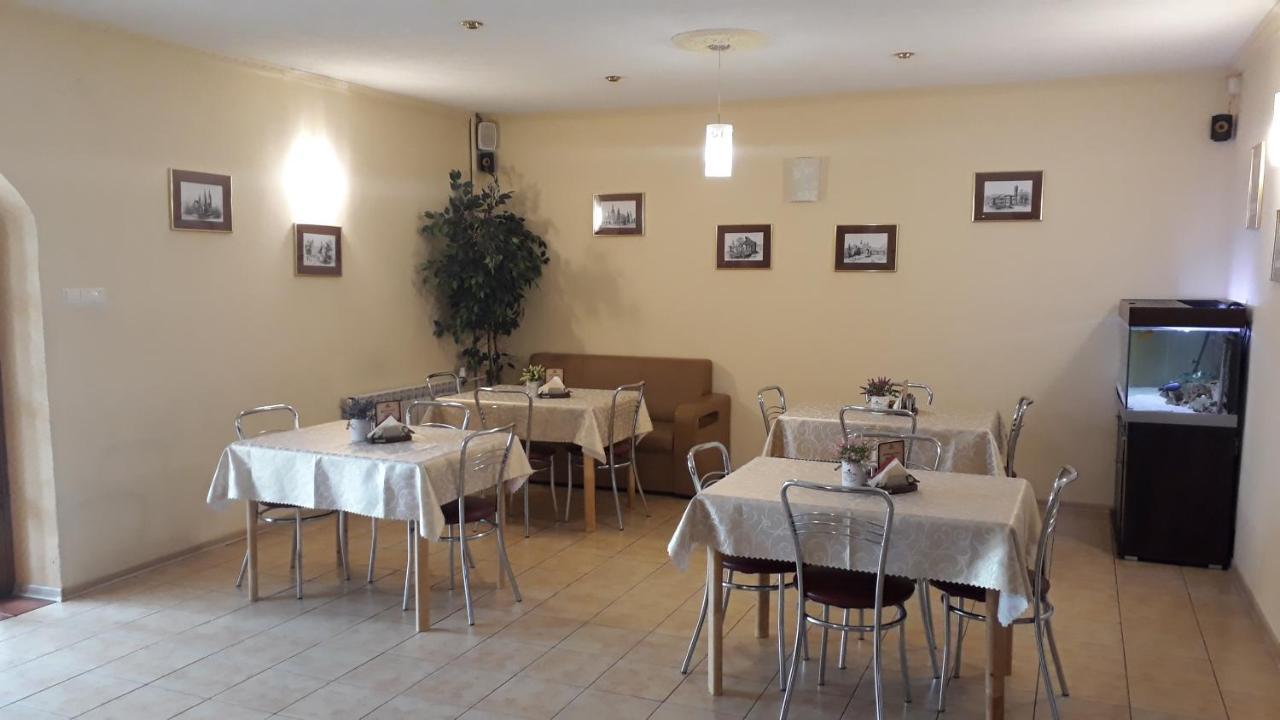 Hotel-Restauracja-Bar Rudka Ostrowiec Świętokrzyski Dış mekan fotoğraf